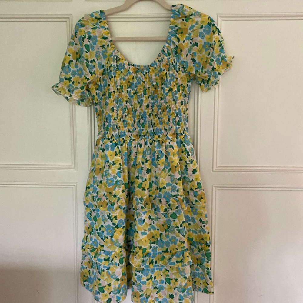 Summer NWT  floral dress size S from miss boutique
